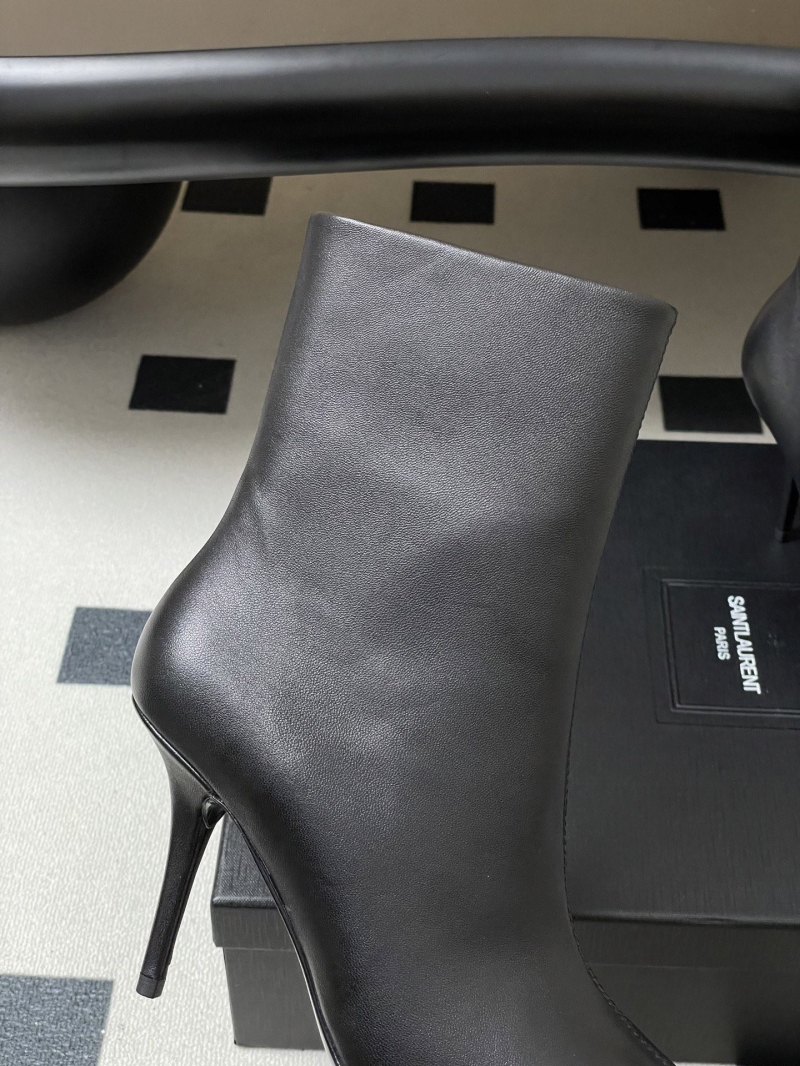 Y51 boots